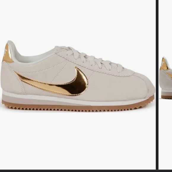 Nike Shoes - Nike Cortez phantom